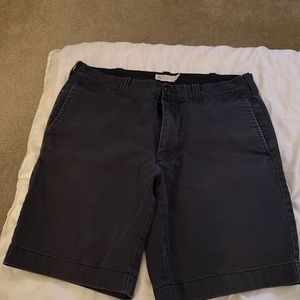 J. Crew Men’s Navy Shorts Size 32